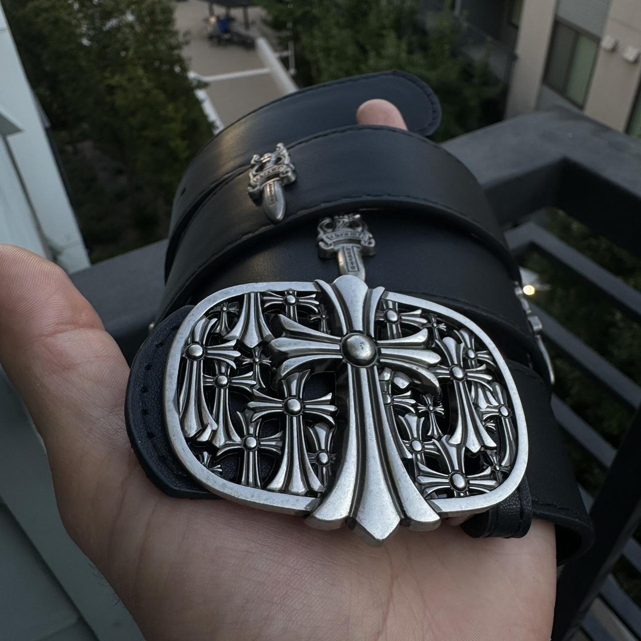 multicrosses belt with daggers